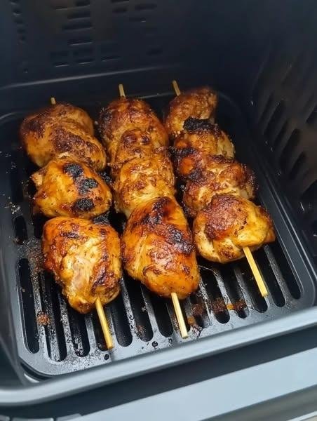 Air Fryer Chicken Skewers