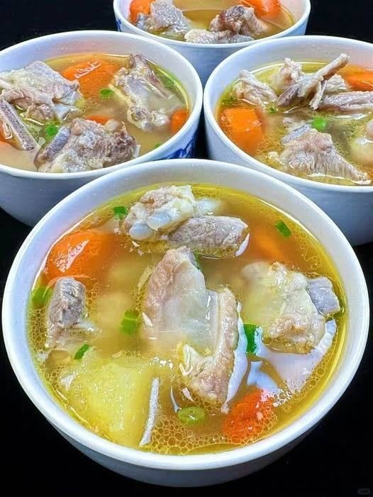 Apple Carrot Pork Rib Soup