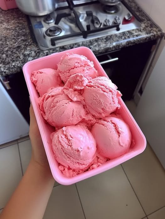 Creamy Vegan Strawberry Ice Cream